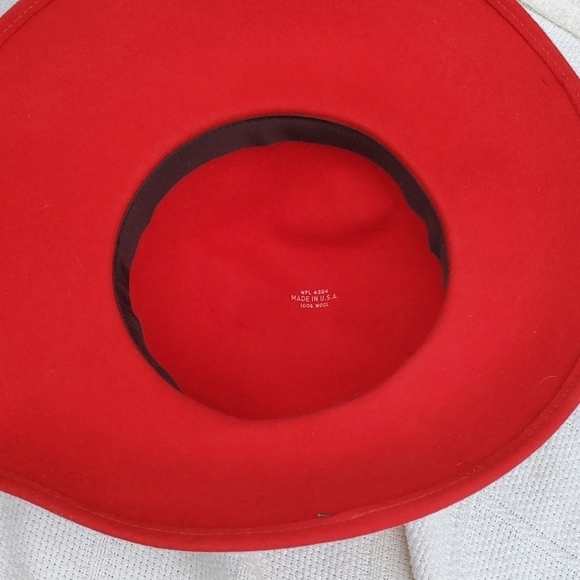 Vintage Red Felted  veil‎ hat - Picture 9 of 11